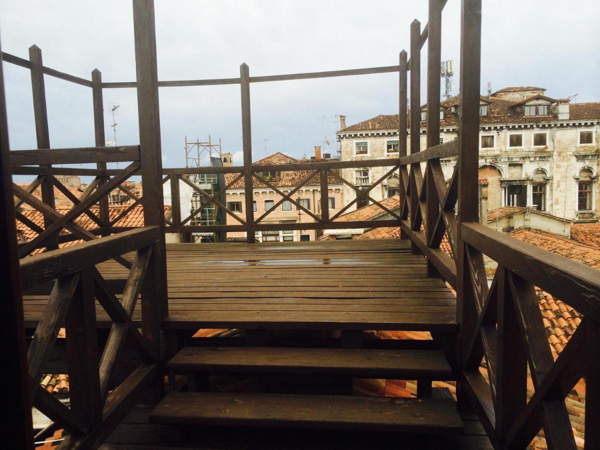 Ca' Regina Appartement Venetië Buitenkant foto