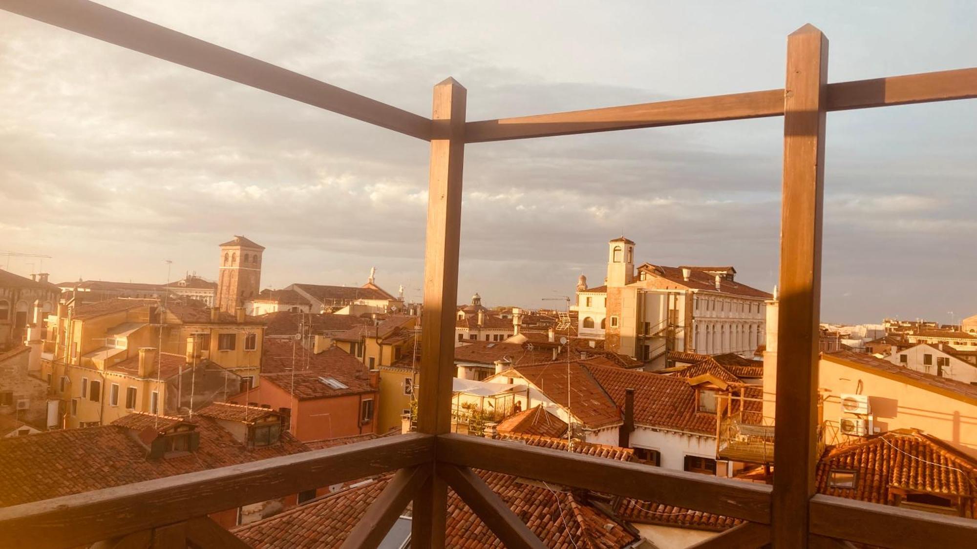 Ca' Regina Appartement Venetië Buitenkant foto
